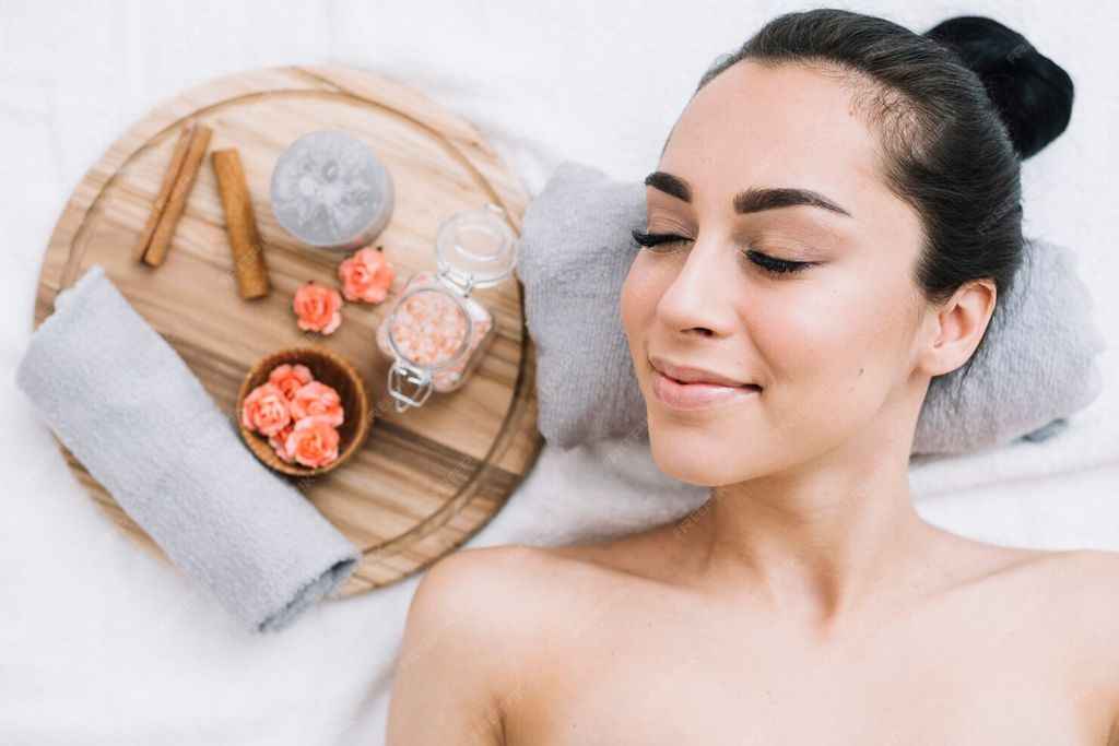 Ayurvedic Massage: Abhyanga Technique for Mind And Body Restoration